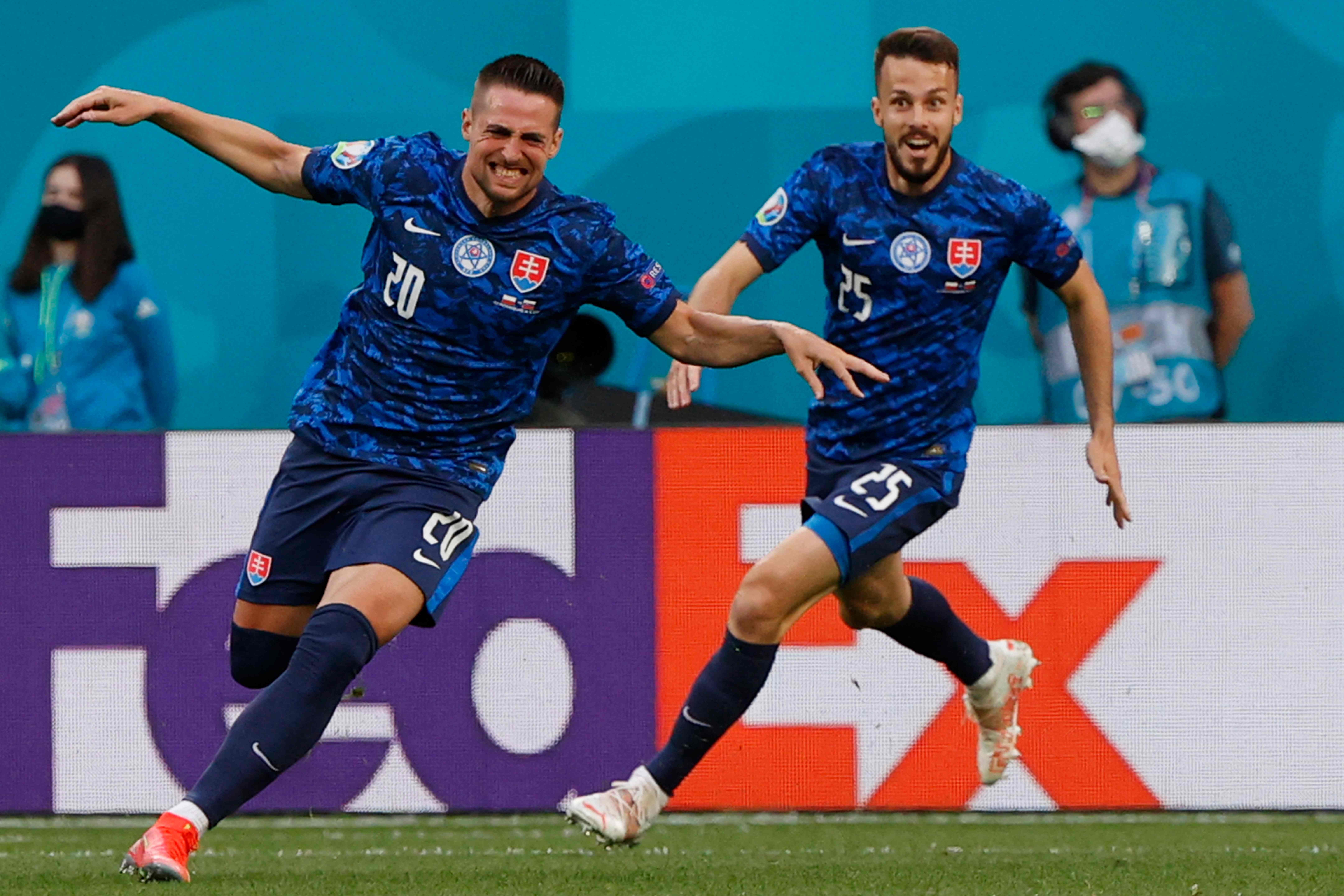 DB电竞平台-斯洛伐克队遭遇波兰队挑战,决战晋级