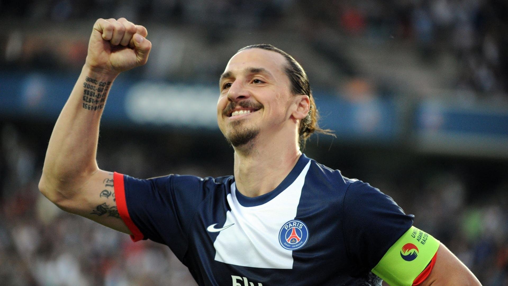 当足球与篮球的时空交错，曼联击溃伊朗，卡拉斯科在NBA总决赛接管比赛